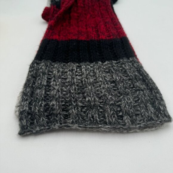 Woman’s scarf acrylic soft warm cozy red black white gray scarf - Picture 5 of 6